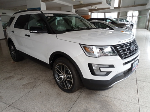 Imagen 2 de 9 de Ford Explorer
