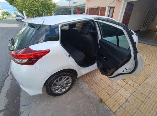Toyota Yaris 1.5 107cv Xls