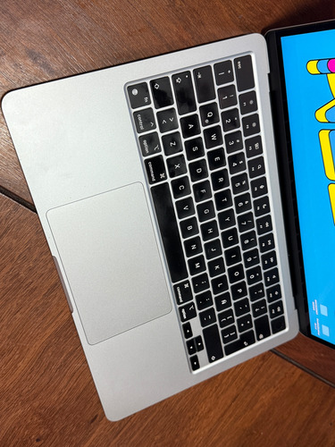 Mac Air 13 Plateada 256gb Como Nueva Plateado (Usado)