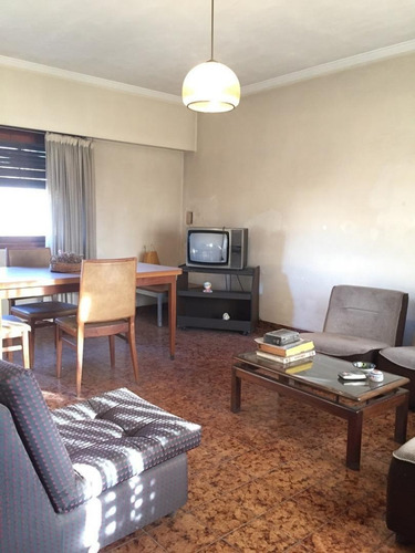 Imagen 2 de 9 de Casa En Venta 3