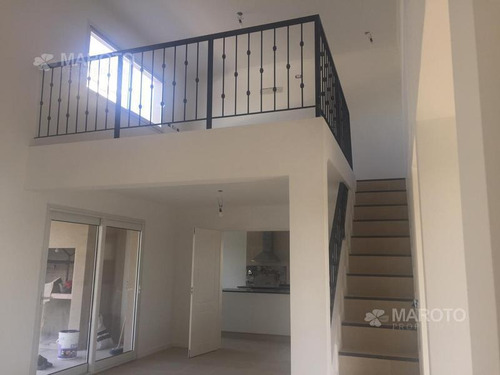 Imagen 7 de 30 de Casa Venta Canton Puerto - Maroto Propiedades