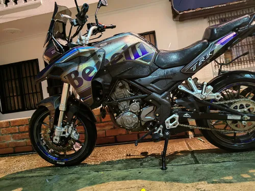Benelli Trk 251