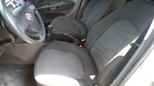 Fiat Punto 2012 1.4 Attractive Flex 5p