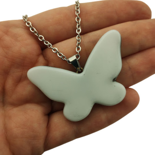 Imagen 4 de 7 de Collar De Mariposa Pecosita Pintada A Mano