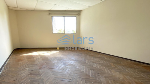 Imagen 5 de 9 de Apartamento En Venta / La Comercial - Inmobiliaria Lars