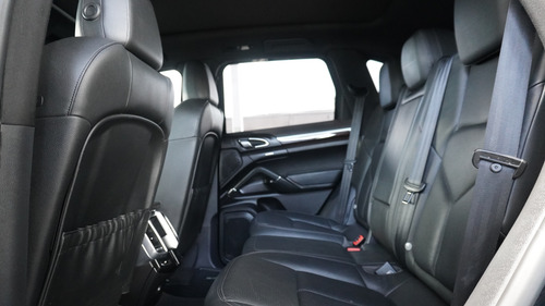 Porsche Cayenne 4.8 V8 Tiptronic S At