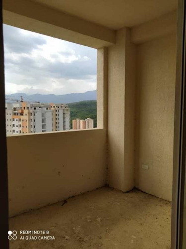 Imagen 21 de 30 de Gabriel Rivas Vende Apartamento En Res. Iceberg Mañongo Cod: Foa-1609
