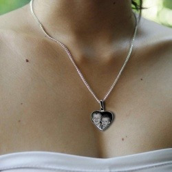 Foto Medalla Corazón + Cadena Acero Quirurgico