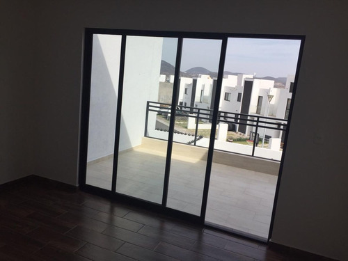 Imagen 20 de 28 de Casa Con Jardin Y Terraza Real De Juriquilla