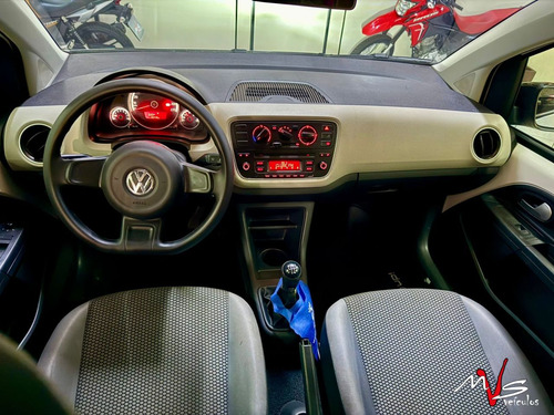 Volkswagen Up! move 1.0 TSI Total Flex 12V 5p