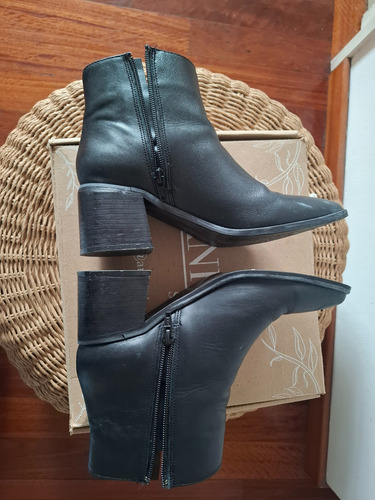 Botas Viamo Mujer Talle 37 (Usado)