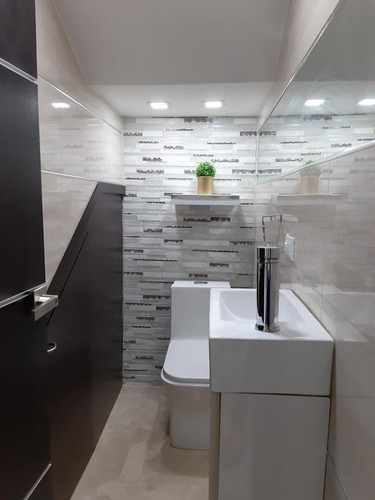 Imagen 8 de 12 de Townhouse Venta Conjunto Residencial Lake Village Lechería