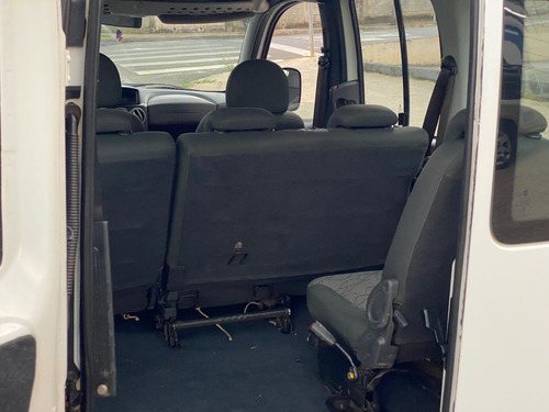 Fiat Doblo 1.8 16v Essence 7l Flex 5p 5 marchas