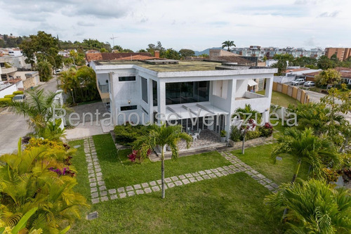 Ajr Casa En Alquiler En Lomas De La Lagunita 25-12830 Yg