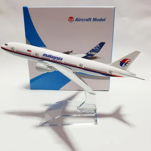 Avion Malaysia Airlines B777 (mh370/mh17) Aircraft Escala