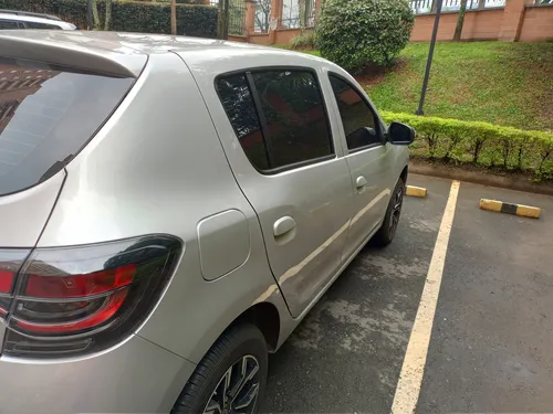 Renault Sandero 1.6 Life Plus