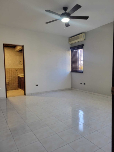 Apartamento En Venta | El Vergel | 3 Hab | 329 M2 | Us$325,000