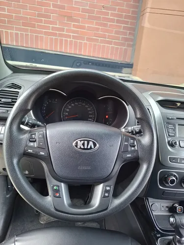 Kia Sorento 2.4 Radical 4x2
