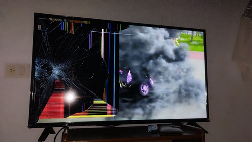 Imagen 3 de 8 de Televisor Daewoo Smart Tv 42 Pulgadas