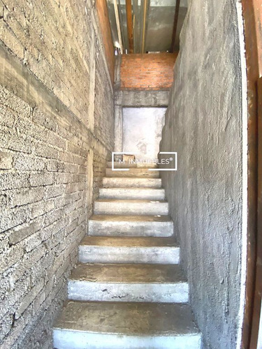 Ubicada Bodega En Renta (salida A Quiroga)