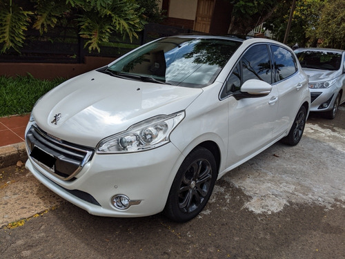 Peugeot 208 1.6 Feline 2014