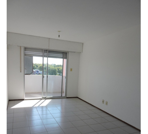 Imagen 4 de 13 de Apartamento Con Hermosa Vista De Dos Dormitorios