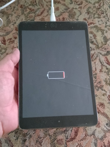 Mini iPad (apple) Mod:1489 A Reparar O Para Repuestos.