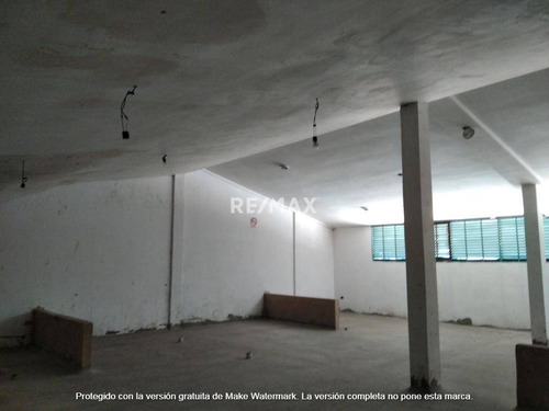 Imagen 10 de 14 de 166725 Am* Alquiler Edificio Comercial San Blas