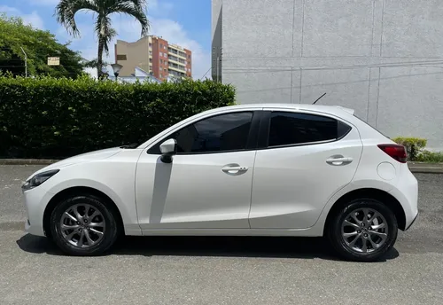 Mazda 2 1.5 Touring