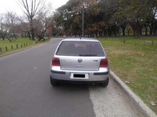 Volkswagen Golf 1.6 Format