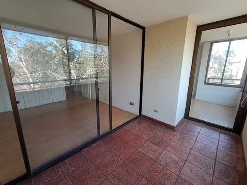 Departamento En Arriendo De 3 Dorm. En Las Condes