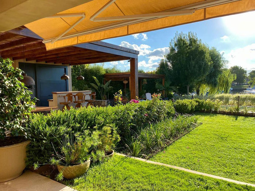 Imagen 12 de 20 de Santa Maria De Tigre -exclusiva Casa Al Rio En Venta.