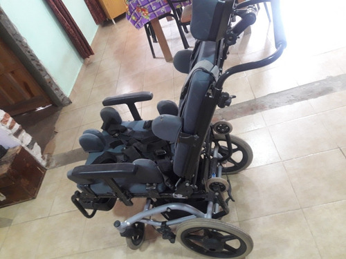 Imagen 3 de 3 de Vendo Silla De Ruedas Postural En Perfecto Estado