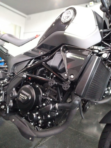 Imagen 17 de 18 de Benelli Leoncino 250 Abs Cafe Racer Agrobikes
