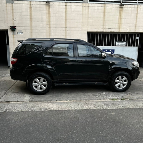 Imagen 3 de 16 de Toyota Sw4 2009 3.0 I Srv C/cuero 4x4 (2009)