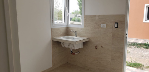 Vendo Casa Bª Privado Parayso Del Limay 3 Dormi Plottier