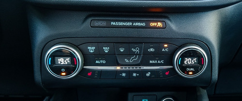 Imagen 6 de 12 de Ford Kuga 2.5 Titanium