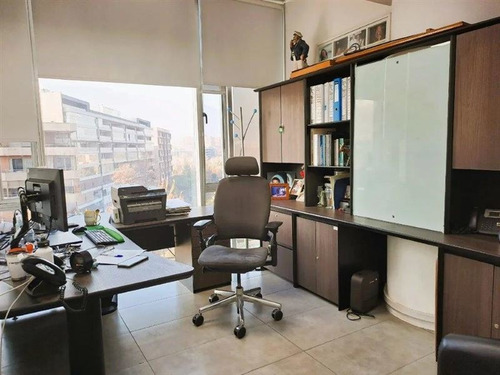 Imagen 5 de 16 de Arriendo Oficina Las Condes, Metro Los Dominicos 227 M2