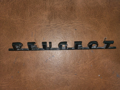 Monograma Insignia Peugeot