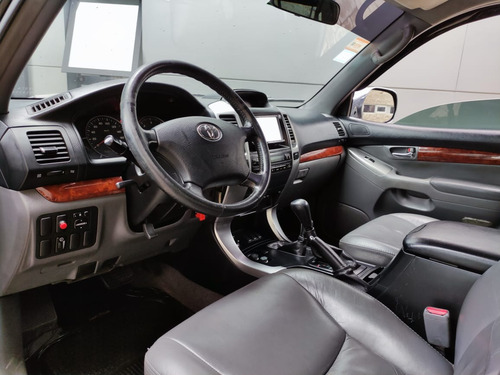 Toyota Land Cruiser Prado Vx