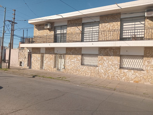 Venta Casa 6 Amb., Con Local Comercial En Zarate