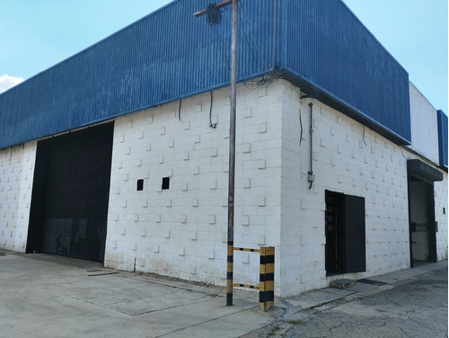 Se Alquila Galpon Zona Industrial Valencia Atg-91