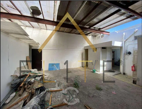 Imagen 4 de 9 de Casa En Rcda. Lago Superior, Miguel Hgo En Venta