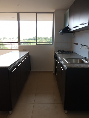 Imagen 3 de 14 de Apartamento En La Mota Con Parqueadero