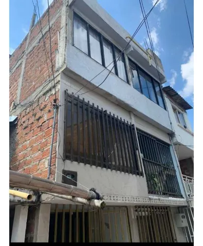 Vendo Casa Trifamiliar En Calipso, Cali