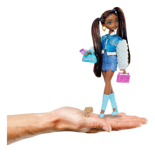 Boneca Barbie Dream Besties Articulada C/ Acessórios -mattel
