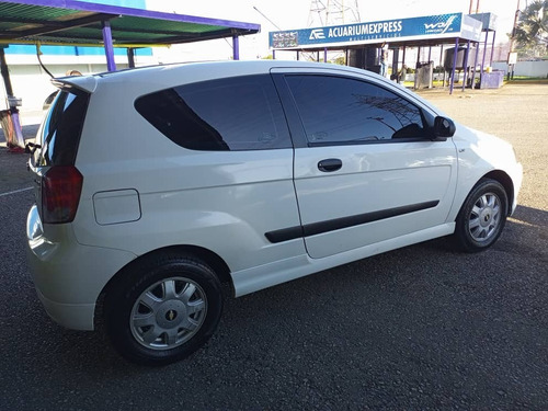 Imagen 7 de 13 de Chevrolet Aveo