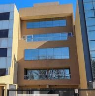 Imagen 1 de 16 de Edificio Comercial A Estrenar 12 Ambientes, Cocheras, Detalles De Categoría.