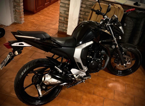 Imagen 4 de 4 de Yamaha Fz Fi