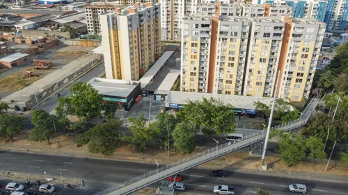 Local En Arriendo En Brisas De Los Álamos. Cod A1023092